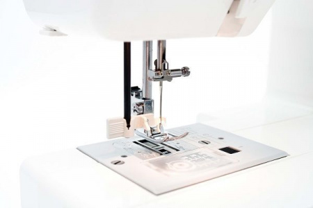 электромеханическая швейная машинка janome el-190